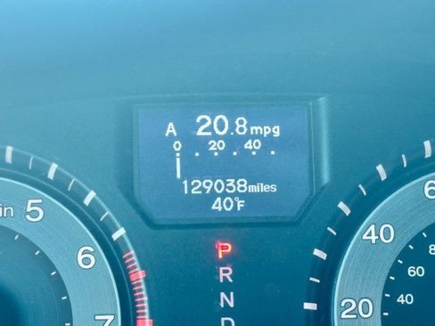 Used 2014 Honda Odyssey Touring Elite image 17