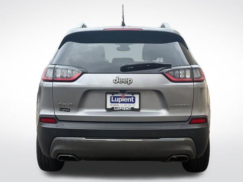 Used 2019 Jeep Cherokee Limited image 4