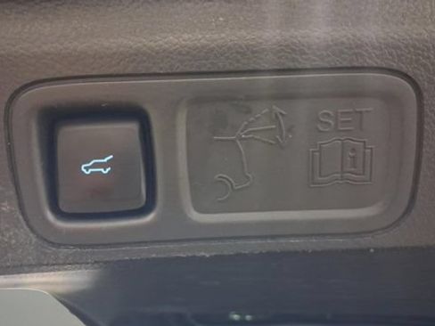 Used 2024 Ford Expedition XLT AWD/4WD image 21