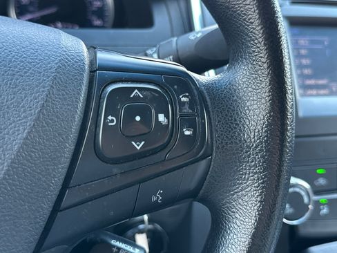 Used 2017 Toyota Camry LE FWD image 34