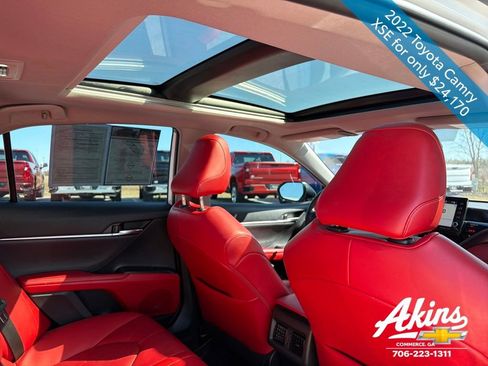 Used 2022 Toyota Camry XSE image 19