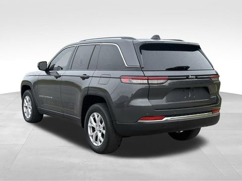 Used 2022 Jeep Grand Cherokee Limited RWD image 5