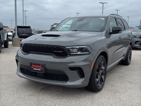 Used 2024 Dodge Durango R/T AWD/4WD image 2