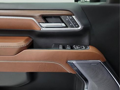 Used 2024 GMC Sierra 2500 Denali Ultimate image 14