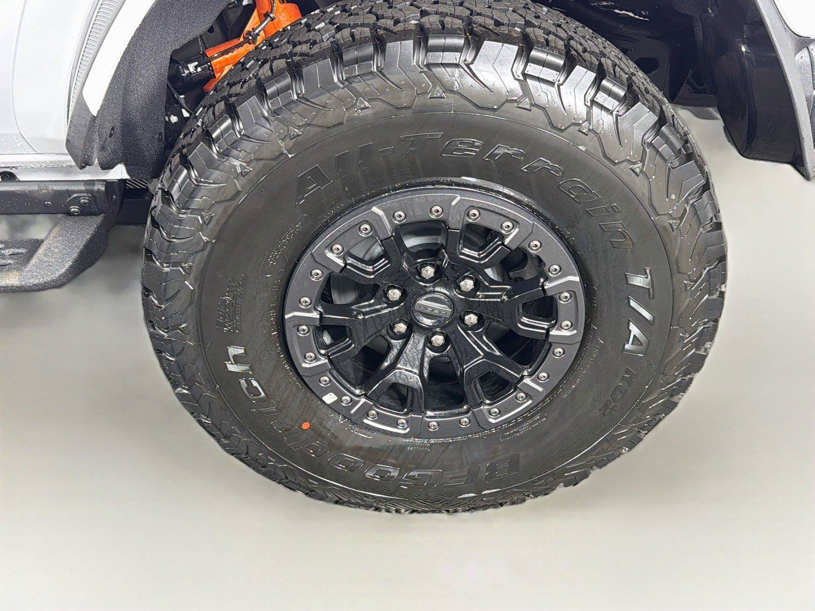New 2026 Ford Bronco Raptor AWD/4WD image 36
