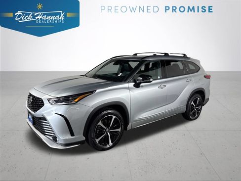 Used 2021 Toyota Highlander XSE AWD/4WD image 1