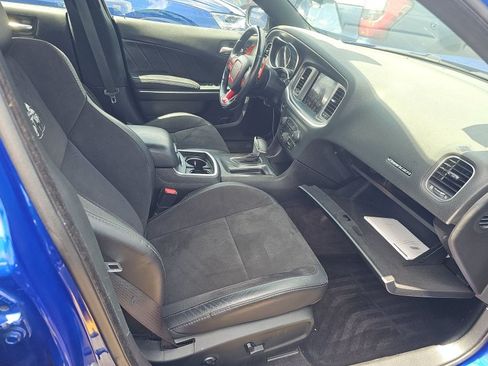Used 2018 Dodge Charger R/T Scat Pack RWD image 14