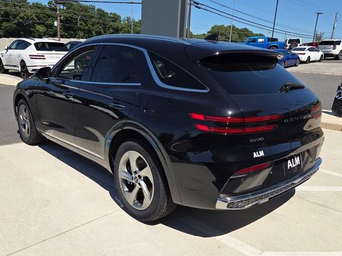 New 2026 Genesis GV70 2.5T Select AWD/4WD image 3