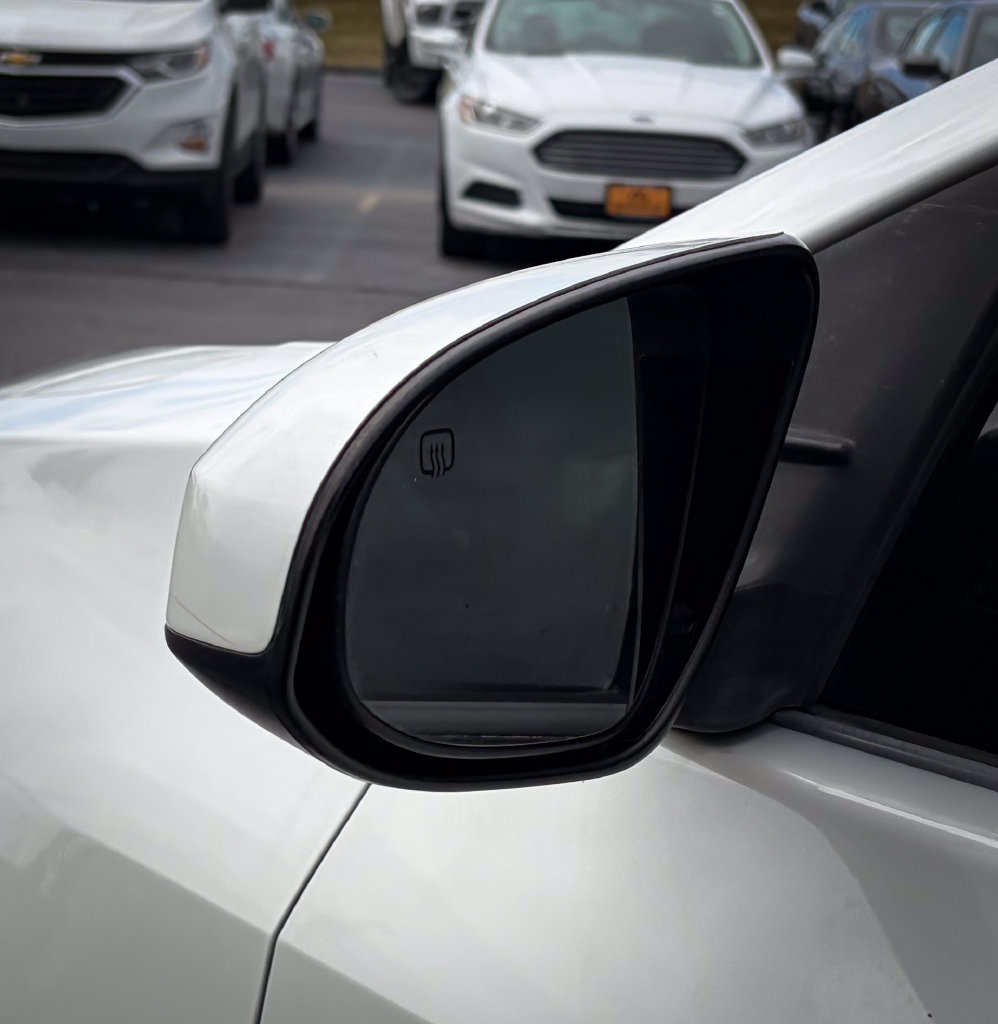 Used 2019 Toyota Corolla LE FWD image 24