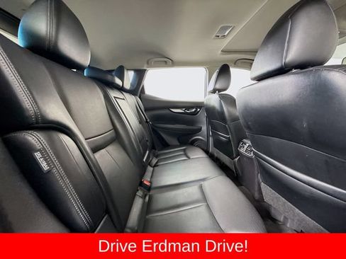 Used 2022 Nissan Rogue Sport SL w/ Premium Package AWD/4WD image 28