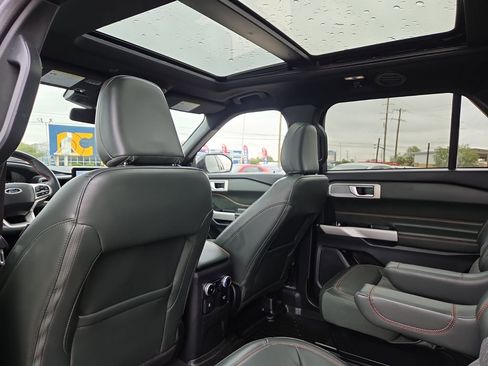 Used 2024 Ford Explorer Timberline w/ Timberline Technology Package image 12