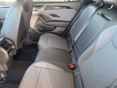 New 2026 Volkswagen Tiguan SE R-Line image 21