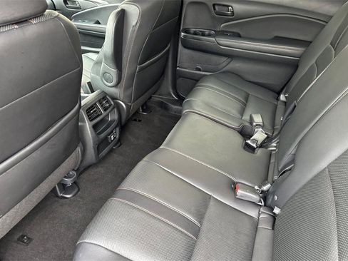 Certified 2023 Honda Passport TrailSport image 5