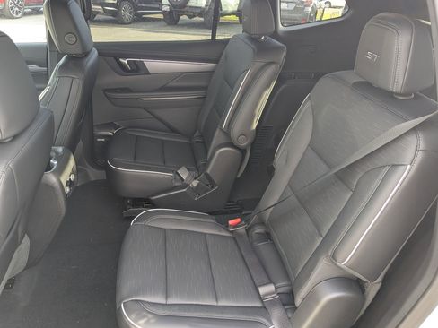 New 2026 Buick Enclave Sport Touring w/ Super Cruise Package image 25