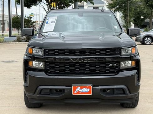 Used 2020 Chevrolet Silverado 1500 Custom w/ Custom Value Package RWD image 8
