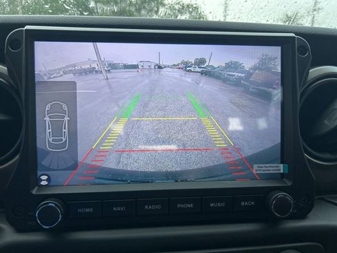 Certified 2021 Jeep Wrangler Unlimited Sport image 15