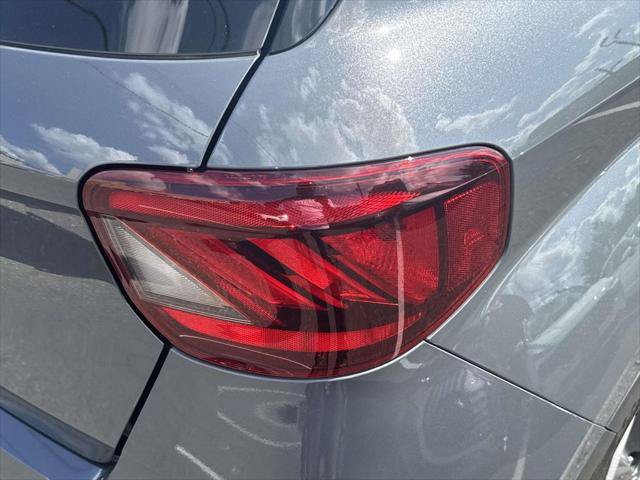 Certified 2026 Hyundai Venue SEL FWD image 9