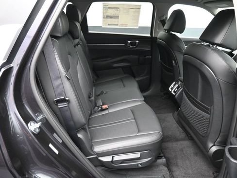 New 2026 Kia Sorento EX AWD/4WD image 25