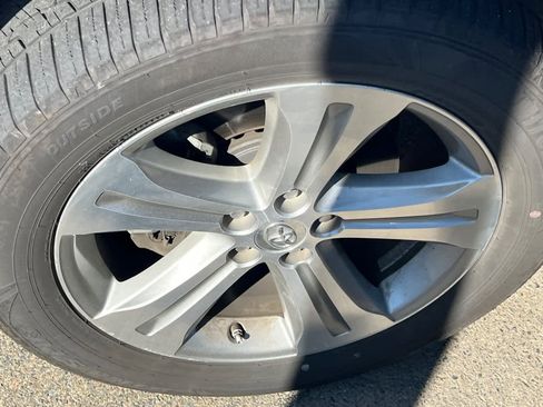 Used 2013 Toyota Highlander Limited image 22