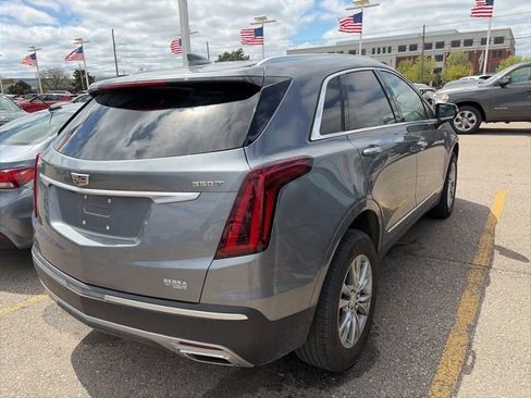Used 2022 Cadillac XT5 Premium Luxury FWD image 3