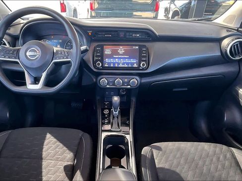 Certified 2024 Nissan Kicks SV image 13