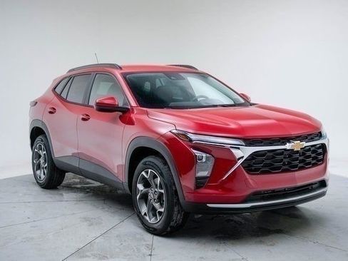 New 2026 Chevrolet Trax LT image 11