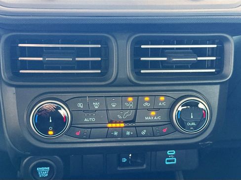 Used 2024 Ford Maverick Lariat w/ Black Appearance Package image 16