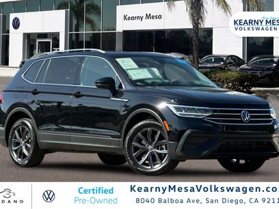 Used 2023 Volkswagen Tiguan SE w/ Panoramic Sunroof Package