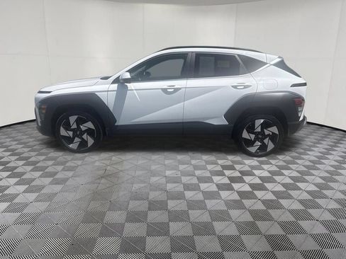 Used 2024 Hyundai Kona Limited AWD/4WD image 8