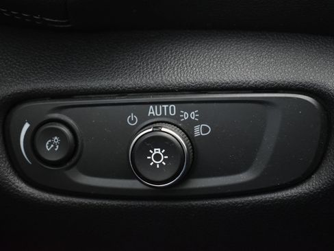 Used 2024 Chevrolet Blazer LT w/ Convenience Package image 19