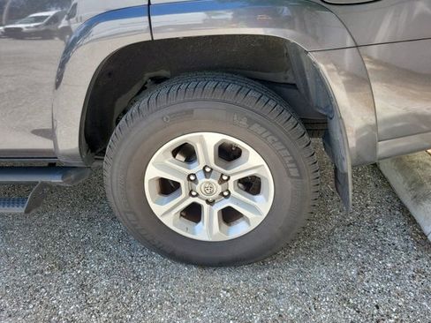 Used 2020 Toyota 4Runner SR5 Premium w/ Moonroof Package image 8