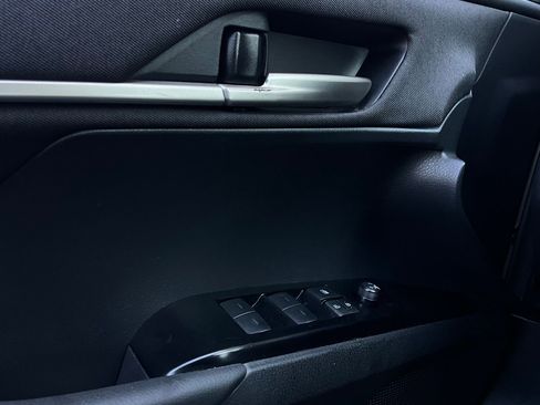 Used 2025 Toyota Camry LE image 20