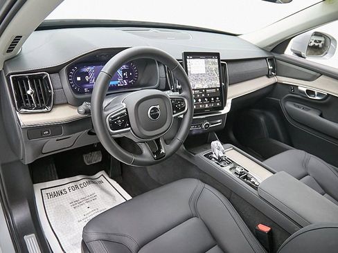 New 2026 Volvo XC90 B6 Plus w/ Protection Package Premier image 12