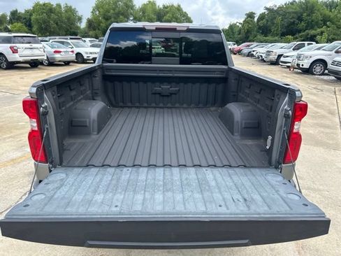 Used 2019 Chevrolet Silverado 1500 LTZ AWD/4WD image 22