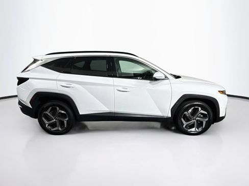 Certified 2023 Hyundai Tucson Limited AWD/4WD image 9