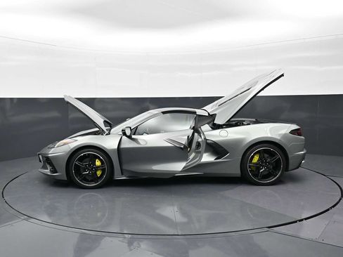 Used 2023 Chevrolet Corvette Stingray Coupe w/ 1LT image 34