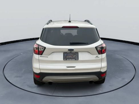 Used 2018 Ford Escape SE FWD image 7