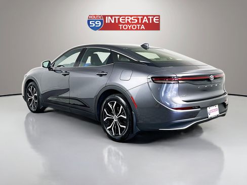 Used 2023 Toyota Crown image 5
