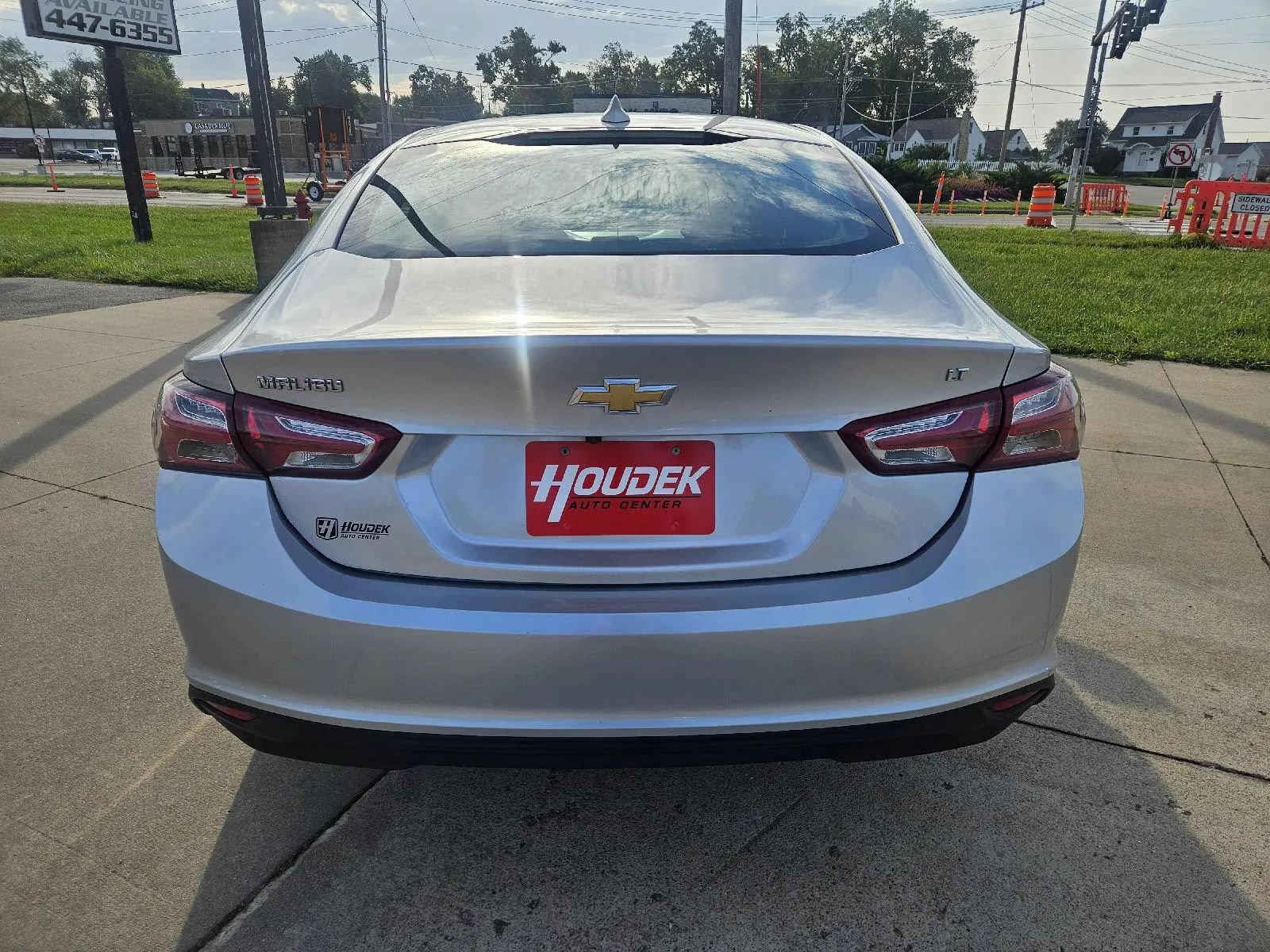 Used 2022 Chevrolet Malibu LT FWD image 7