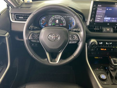 Certified 2022 Toyota RAV4 Limited AWD/4WD image 16