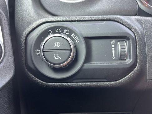 Used 2023 Jeep Gladiator Mojave w/ Cold Weather Group image 24