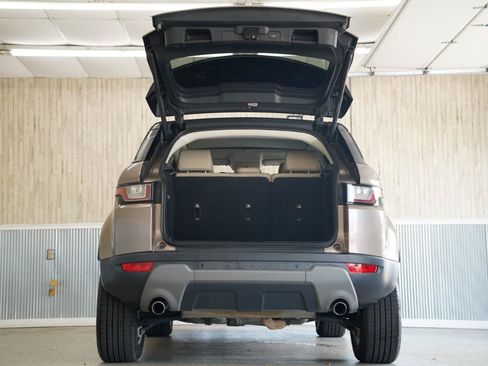Used 2018 Land Rover Range Rover Evoque SE Premium AWD/4WD image 39