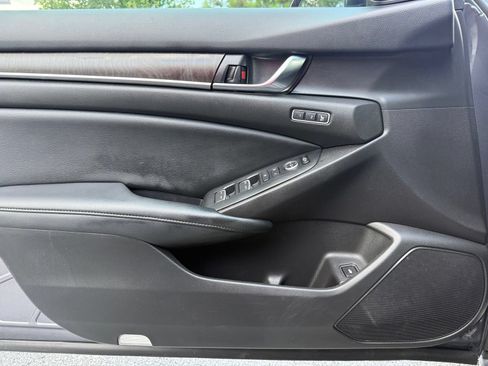 Used 2022 Honda Accord EX-L image 44