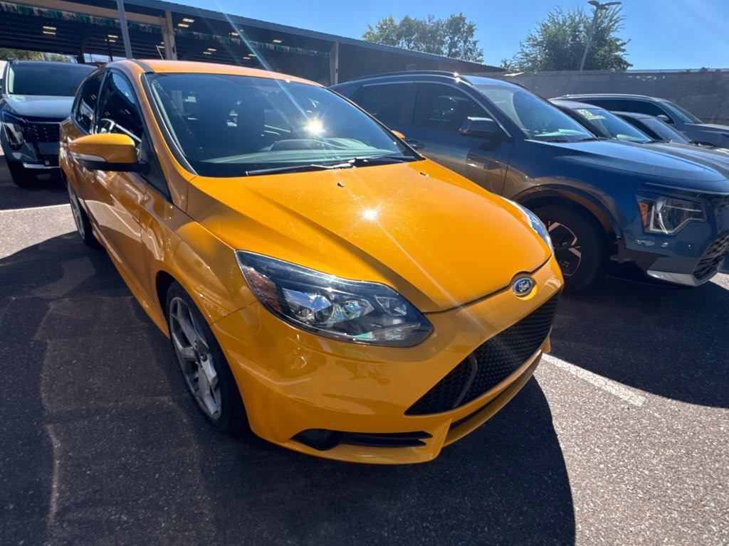 Used 2014 Ford Focus ST w/ Equipment Group 202A FWD image 1
