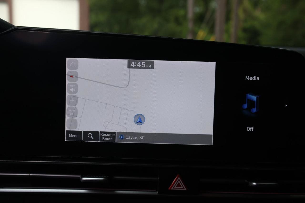 Used 2024 Hyundai Elantra SEL w/ Convenience Package FWD image 28