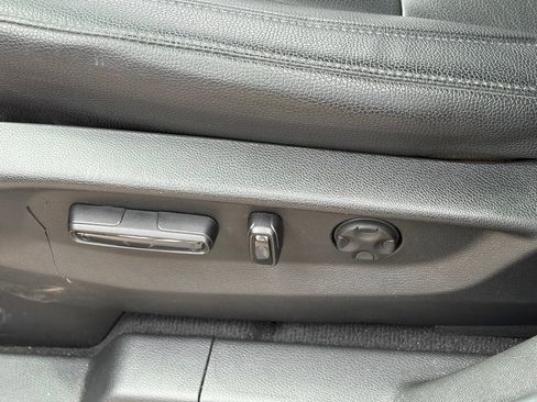 Used 2025 Honda Odyssey EX-L image 6