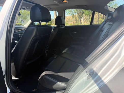 Used 2011 BMW 328i Sedan RWD image 13