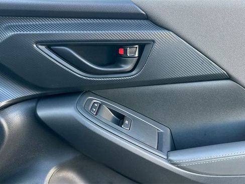 New 2025 Subaru Crosstrek 2.0i Premium image 20