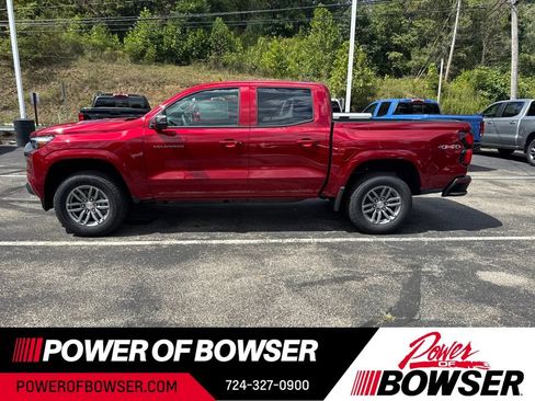 New 2026 Chevrolet Colorado LT w/ LT Convenience Package AWD/4WD image 2