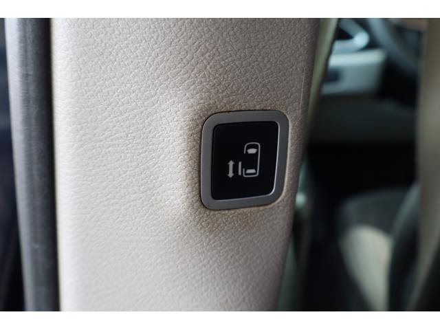 Used 2017 Chrysler Pacifica Touring FWD image 14